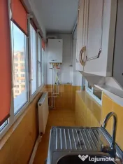 Apartament cu 3 camere, 75 mp, zona Complexul Studențesc