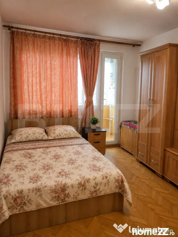 Apartament cu 3 camere, 75 mp, zona Complexul Studențesc