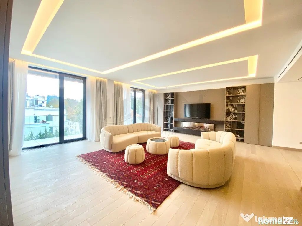 Apartament 5 camere I 241 mp utili I 2 locuri de parcare ...