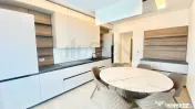 Apartament 5 camere I 241 mp utili I 2 locuri de parcare ...