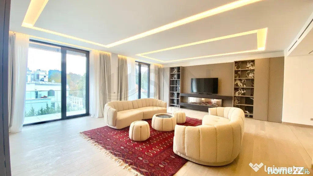 Apartament 5 camere I 241 mp utili I 2 locuri de parcare ...