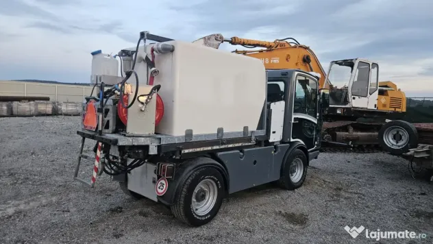 Boschung pony p4t 4x4 – 2014 – utilaj municipal multifuncțional