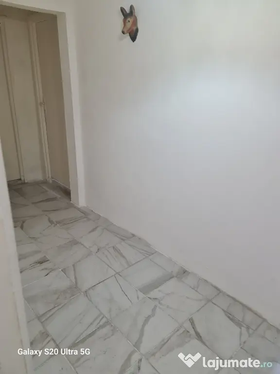 Inchiriez ap cu 3 cam Circumvalatiunii Timisoara
