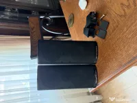 Pereche Boxe Sateliți Harman Kardon (Seria HKTS) + Suporturi Perete Originale 