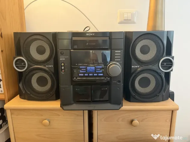 Linie Audio Sony MHC-RG40 Sunet Puternic, Arată Foarte Bine