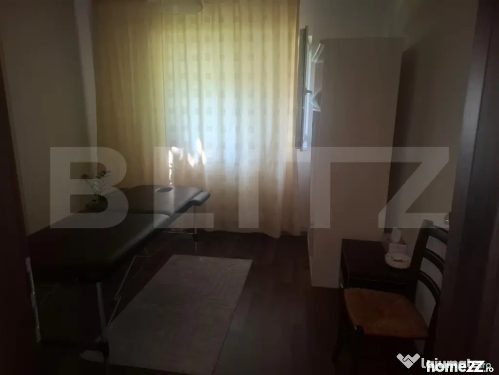 Apartament 3 camere, 77 mp, zona Micro 5 - Targoviste (Dambovita)