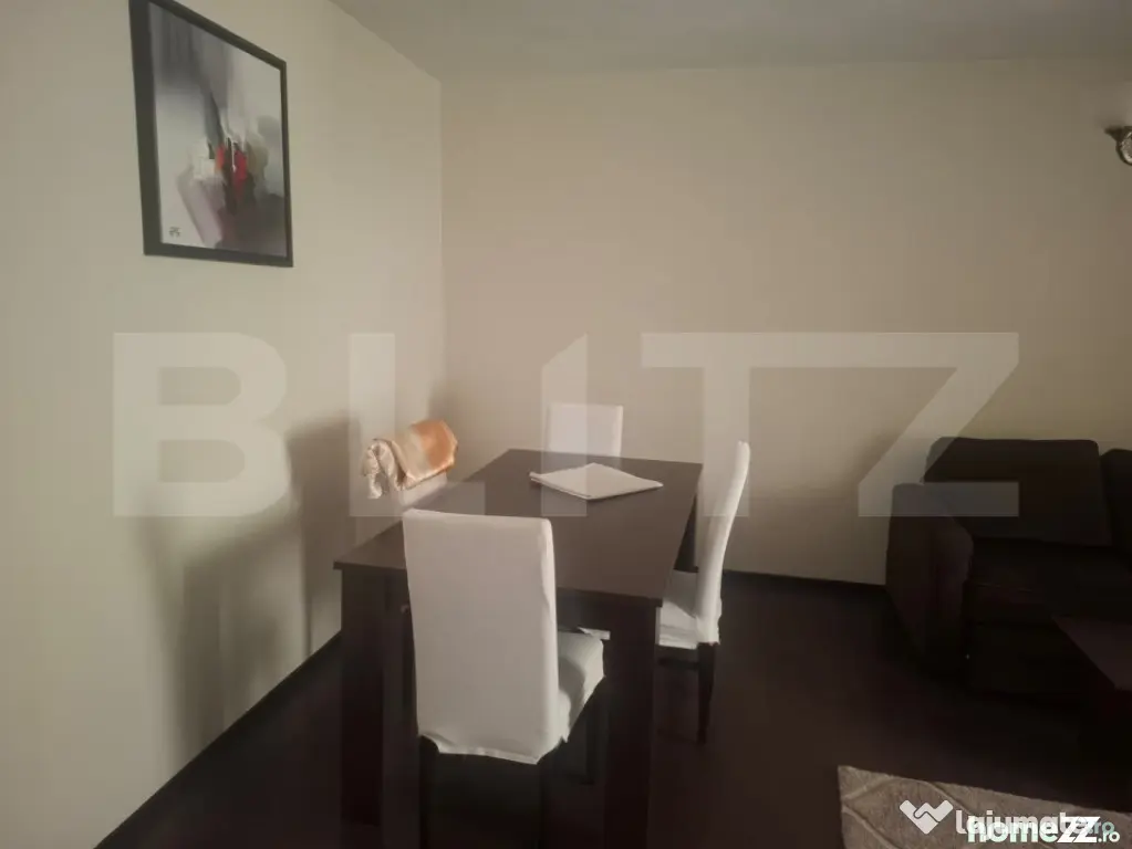 Apartament 3 camere, 77 mp, zona Micro 5 - Targoviste (Dambovita)
