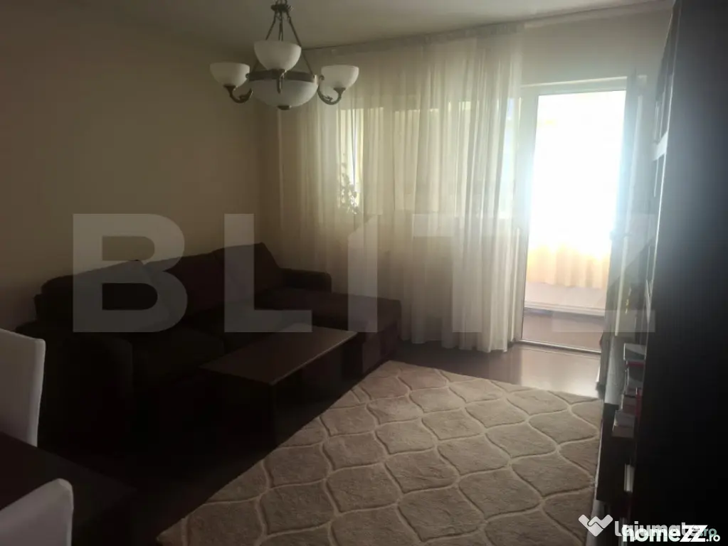 Apartament 3 camere, 77 mp, zona Micro 5 - Targoviste (Dambovita)