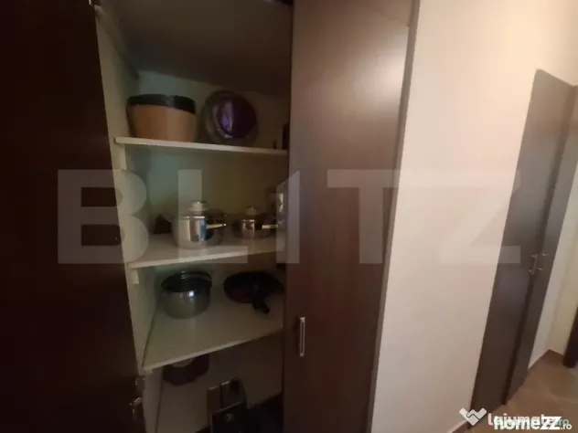 Apartament 3 camere, 77 mp, zona Micro 5 - Targoviste (Dambovita)