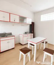 Două Case, O Singură Proprietate – 688 mp Teren