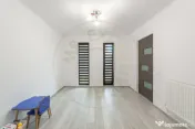 Casă modernă cu 3 dormitoare și 2 băi | Ștefănești-A 