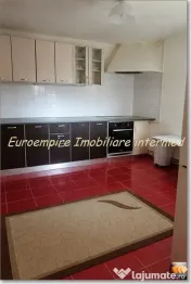 Casa 3 camere zona Viile Noi 