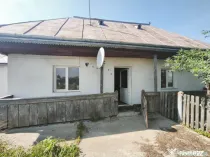Casa + teren 900 mp, 20 ml deschidere la E85, zona Danila, S