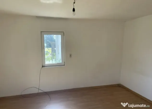 Casa + teren 900 mp, 20 ml deschidere la E85, zona Danila, S