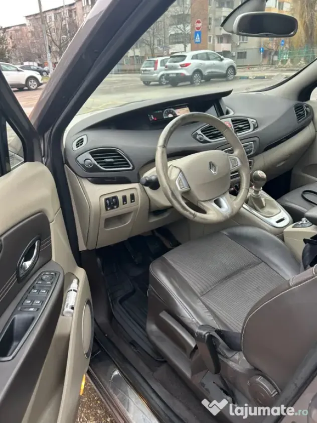 Renault Scenic 3 an 2012