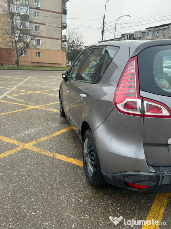 Renault Scenic 3 an 2012