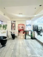 Spatiu Comercial Imens, cu Vad, Zona ICIL 