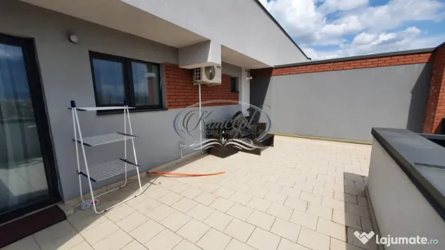 Apartament modern cu terasa si panorama