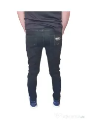 Blugi de Bărbați Skinny Fit – Modele Actuale și Confortabile