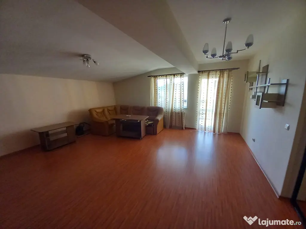 Inchiriez apartament 2 camere decomandat parcare terasa str. Aviator Mihai Berbecariu