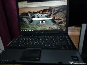 Laptop HP Compaq cu Windows 7 