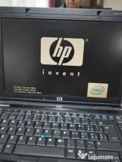 Laptop HP Compaq cu Windows 7 