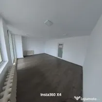 Spatiu cladire birouri cu balcon centru independentei sararie propriet