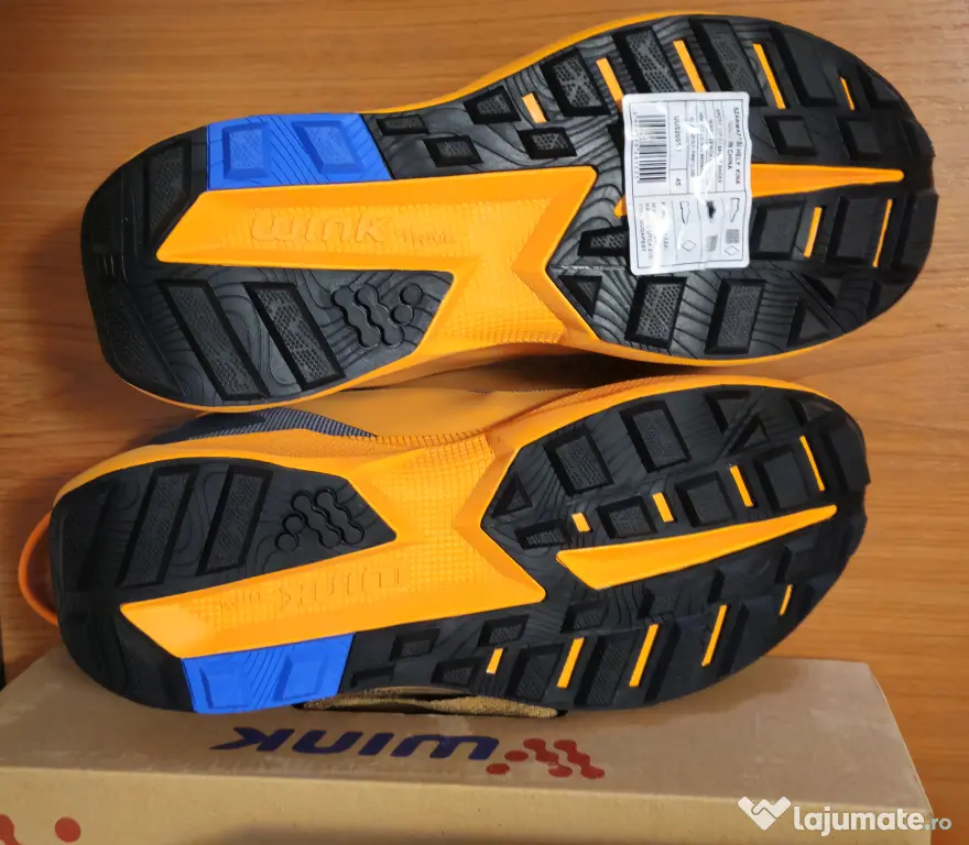Sneakers, Gri/Orange, marime 44, noi