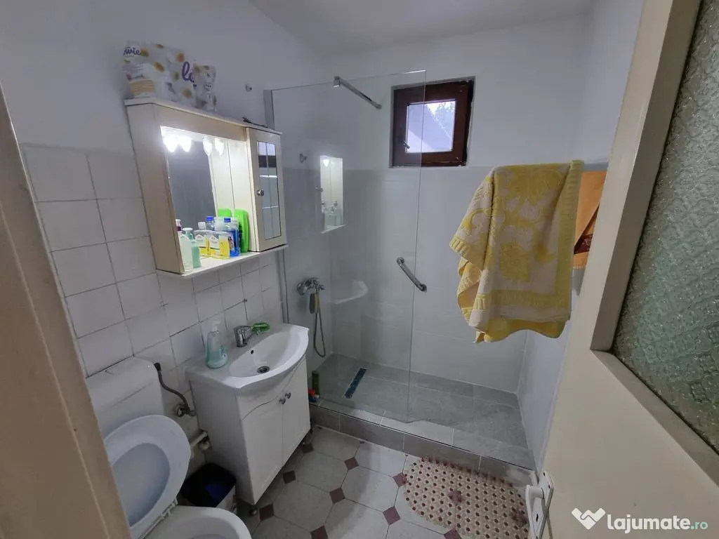 Apartament 3 camere zona Tomis 1
