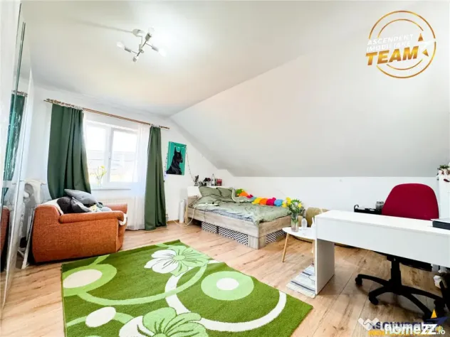 Casa primitoare si apreciabila, areal cu liniste, gradina fr