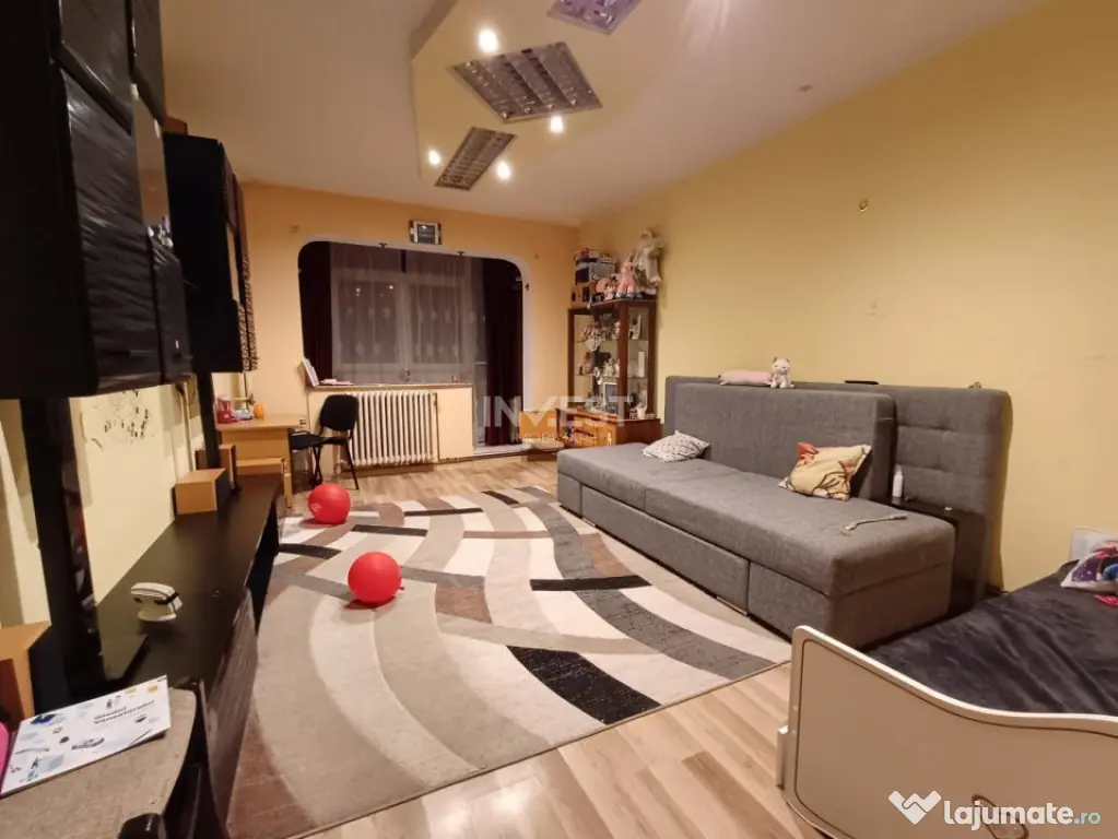 Apartament 3 camere, decomandat, zona Gara - Carrefour Expre