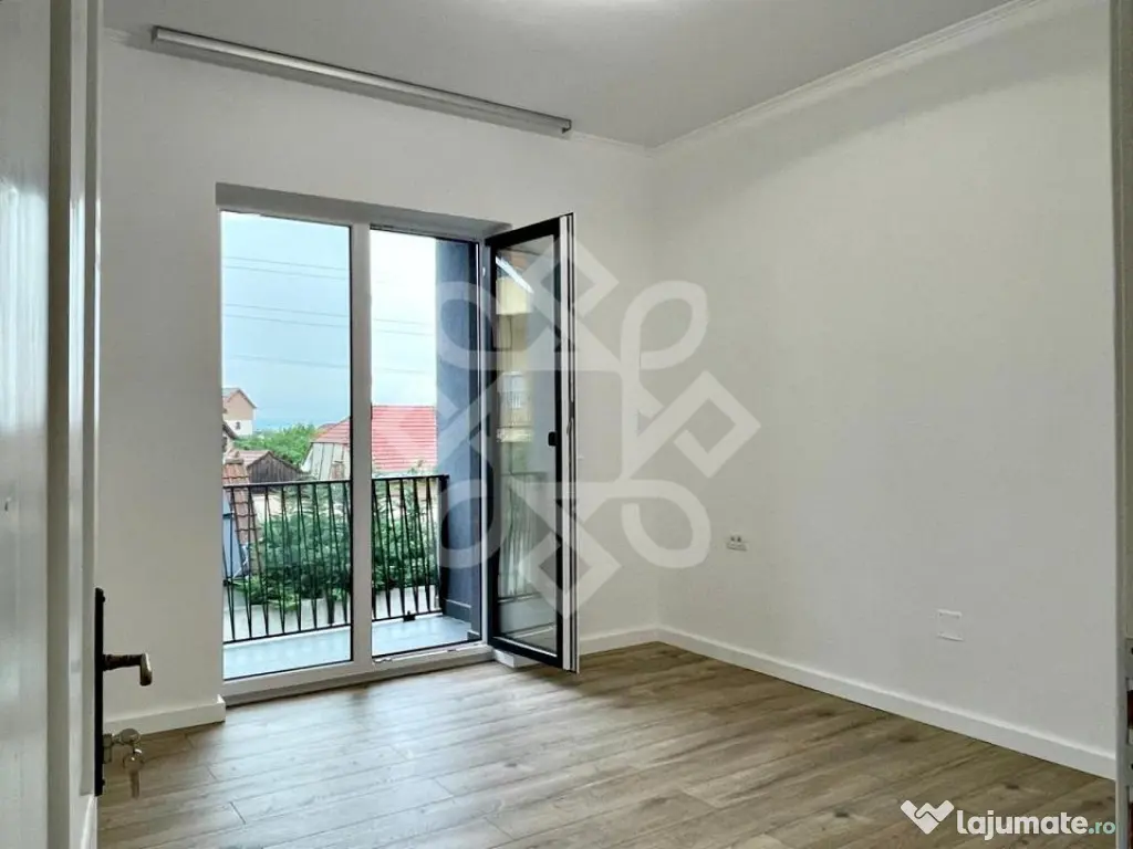 Apartament nou cu 2 camere, cu parcare inclusa, Sanmartin
