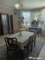 CASA P M - CURTESTI 