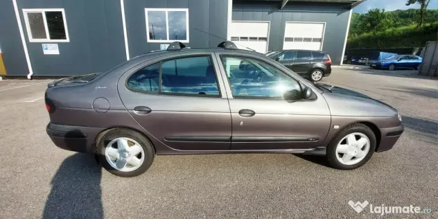 Renault Megane I Classic 1.6 _ 16v