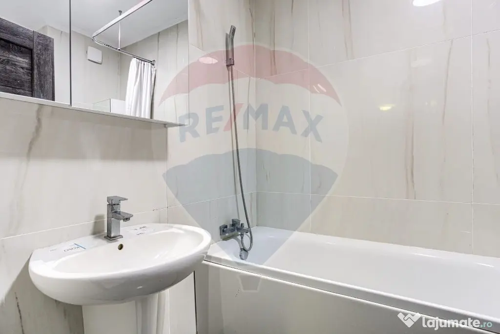 Apartament de lux cu 2 camere de închiriat
