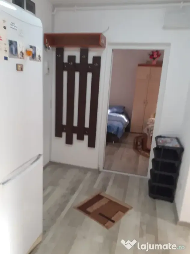 Inchiriez apartament 2-3 camere Mangalia Saturn