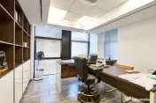Spațiu comercial premium 240 mp ultracentral Pitești clăd