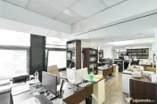 Spațiu comercial premium 240 mp ultracentral Pitești clăd