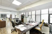Spațiu comercial premium 240 mp ultracentral Pitești clăd