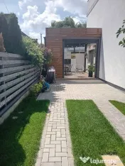 Casă modernă P+1 cu panouri fotovoltaice, mobilată și... 