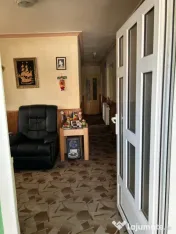 Casă individuală spațioasă de închiriat cu 5 camere și 