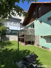 Casă individuală spațioasă de închiriat cu 5 camere și 