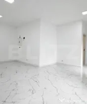 Spațiu Comercial, Loc de Parcare - Zona Universității 