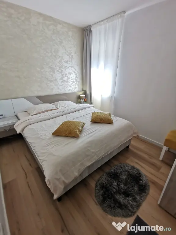 INCHIRIEZ Apartament 2cam bloc NOU,cu design modern,format din dormitor intim zonă de living open space(aprox 50mp)