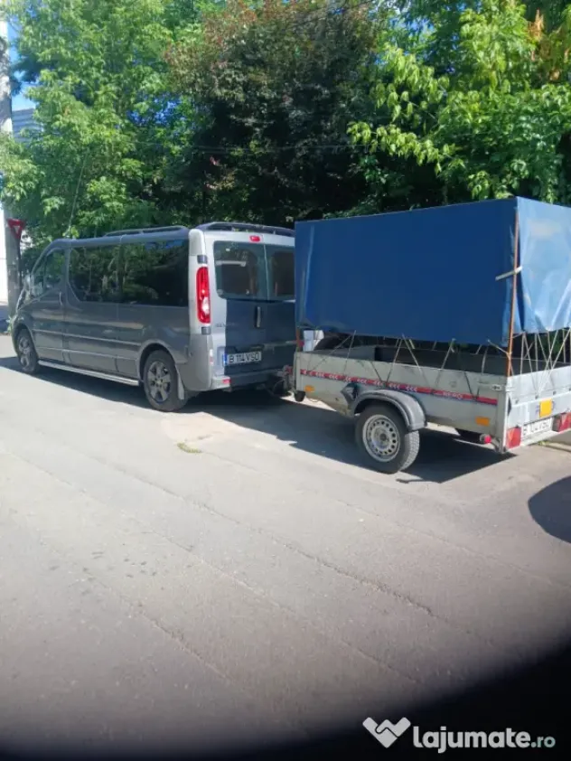 De vanzare Renault trafic pasager 8+1 locuri