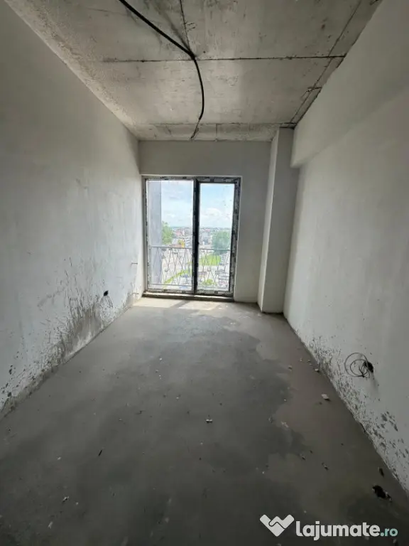 Apartament 2 camere, decomandat de vânzare în zona FAR - A