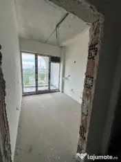 Apartament 2 camere, decomandat de vânzare în zona FAR - A