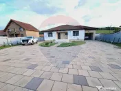 Casă / Vilă cu 5 camere de vânzare