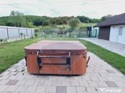 Casă / Vilă cu 5 camere de vânzare 