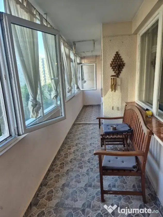 Stefan cel Mare, intersectie Cal. Foreasca ap. 2 camere mobilat